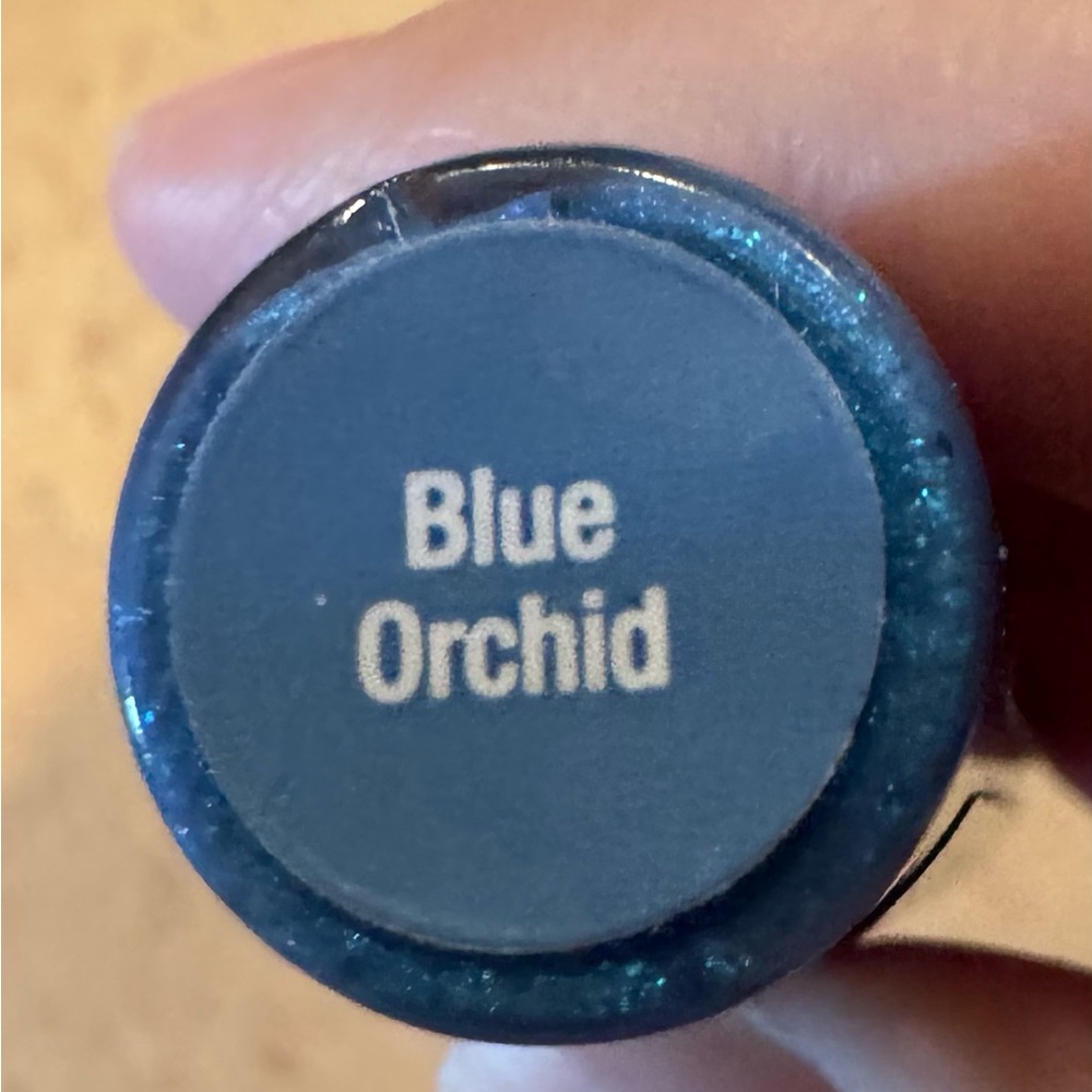 Blue orchid lip gloss by SeneGence